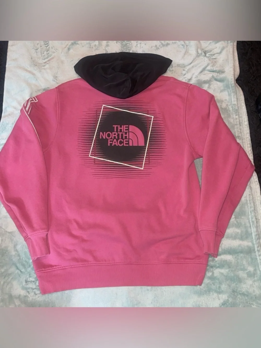 The North Face Graphic Box Logo Pullover Hoodie Men Medium Pink Black